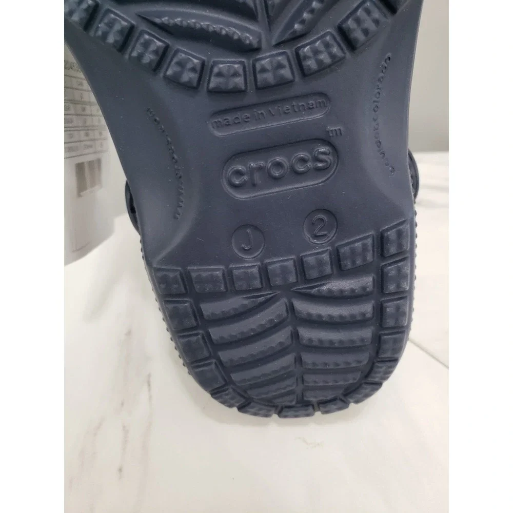 NEW SZ 2 / J2 Crocs CLASSIC KIDS YOUTH ClogS  NAVY blue JUNIOR boy girl